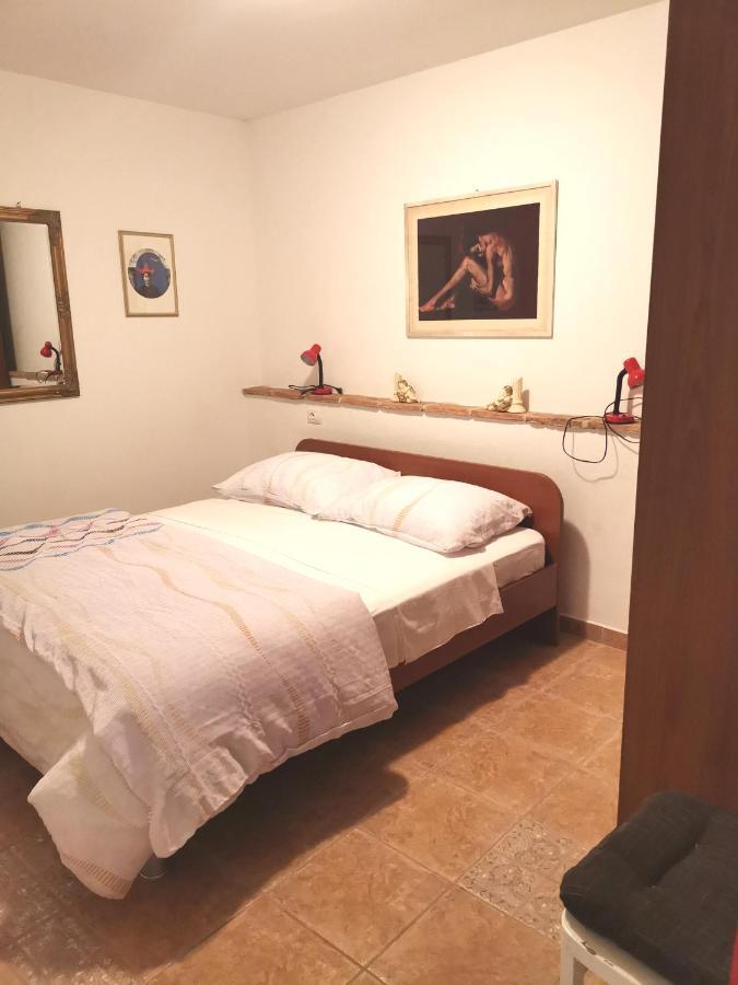 Apartment Giulio - 10Mt To The Beach Rovinj Exterior foto